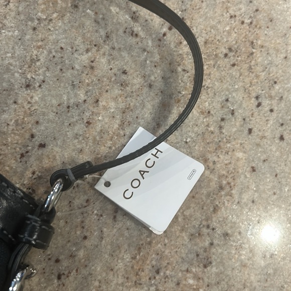 Coach Bag - Picture 2 of 5